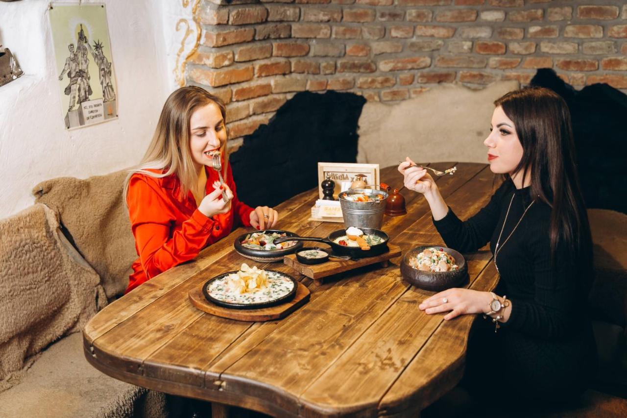 Грибова Хата 부코벨 외부 사진